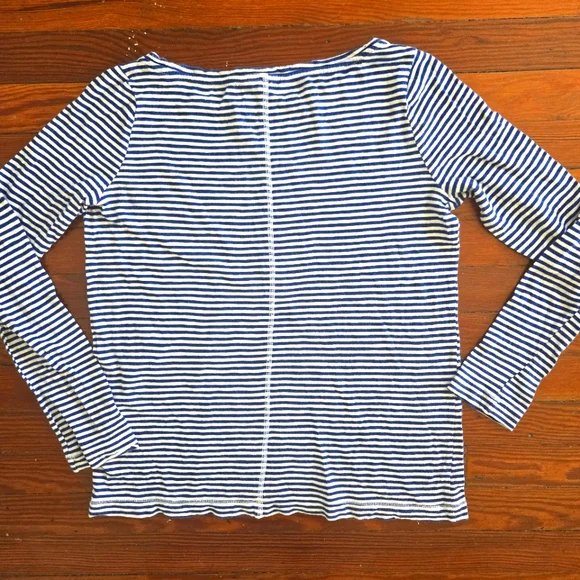 Banana Republic Striped Blue and White Women's Long Sleeve Tee - Picture 2 of 3